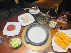 -大良毋米粥·粥底火锅(岭南天地店)
