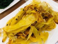 -苏莱特色牛骨滩羊手抓馆(长城东街总店)