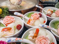 -得意咚瓜·顺德鱼生·冬瓜火锅(深圳首店)