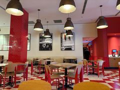 -城市大道红炉披萨烘焙坊