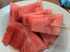 -上海龙吴水胜海发市场