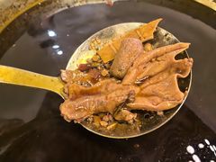 -九尺赵老四鲜鹅肠火锅
