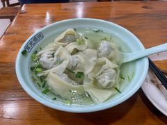 特色荠菜肉馄饨-潘国仙耳光馄饨(黄家阙路店)