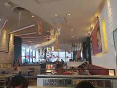 -必胜客(武汉欢乐谷店)