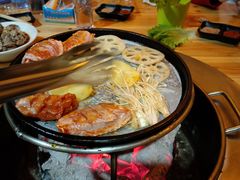 燕青翅中-炭虎子水浒烤肉(梦时代店)