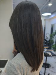 -V7 HAIR SALON