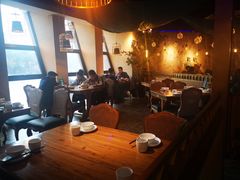 大堂-胖老汉椒麻鸡清真新疆菜(西御街店)