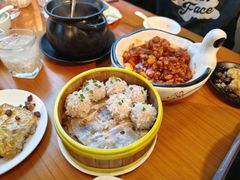-莲餐厅·湖北菜·潜江小龙虾店(愚园路店)