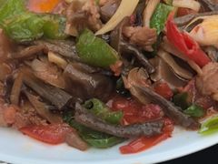 招牌野蘑菇炒肉-最心疆拌面·抓饭·烧烤