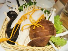-黑鸡小馆(金源店)