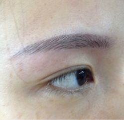 自然飘眉-平萍纹绣韩式半永久定妆