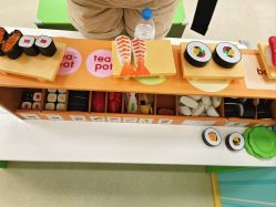 -莫莉幻想儿童乐园(三河燕郊永旺店)