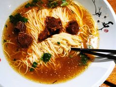 -哇蛙牛功夫面渝都料理(龙阳广场店)