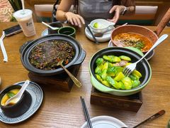 -云海肴·汽锅鸡·云南菜(天山百盛优客店)