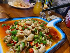 火爆兔肚-二钳洞庭虾蟹·江湖菜(成都鹭岛店)