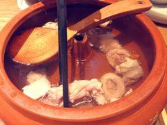 -云海肴·汽锅鸡·云南菜(天山百盛优客店)