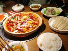 -蔡婶牛腩牛杂煲(长安万科店)