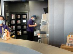 -麦当劳(杭州三花国际店)