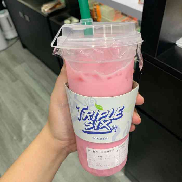 粉红奶冻」「桃桃茶」「西柚芦荟爽」「蓝柑荔枝打打」「满杯朱古力冰