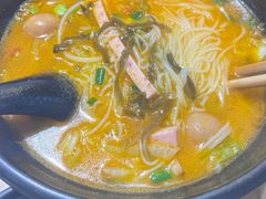 -渝和喵叔米线(南坪万达店)