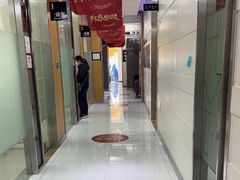 -雅悦齿科(顾村公园店)
