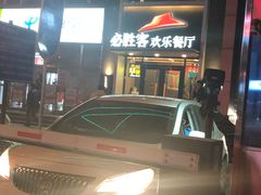 -冠京饭店·停车场