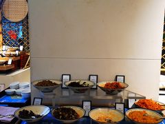 -海口绿发希尔顿酒店-田园汇自助餐·三文鱼·海鲜