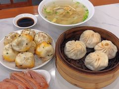 -老西白点心店