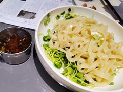 炸酱面-小大董·烤鸭(观景餐厅·南京西路店)