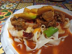 沙湾大盘鸡-西域盛宴烧烤新疆菜清真餐厅(古美店)
