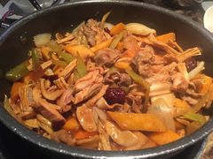 -猪啊牛呀羊啊铜盘烤肉(正大广场店)