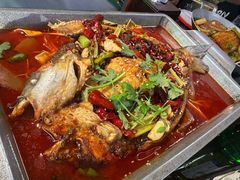 -路边边.炒菜烧烤.音乐餐厅(良乡长虹店)