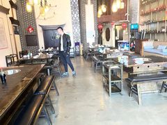 大堂-仁虎老火锅(黄泥磅店)