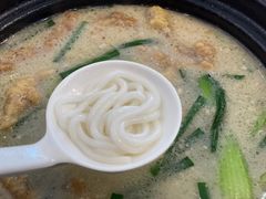 -在蒙自过桥米线
