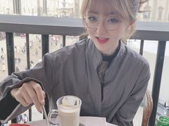 -文艺复兴百货(米兰大教堂广场店)