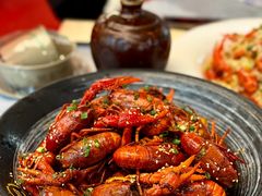-肥肥虾庄·金牌油焖大虾(东湖欢乐谷店)