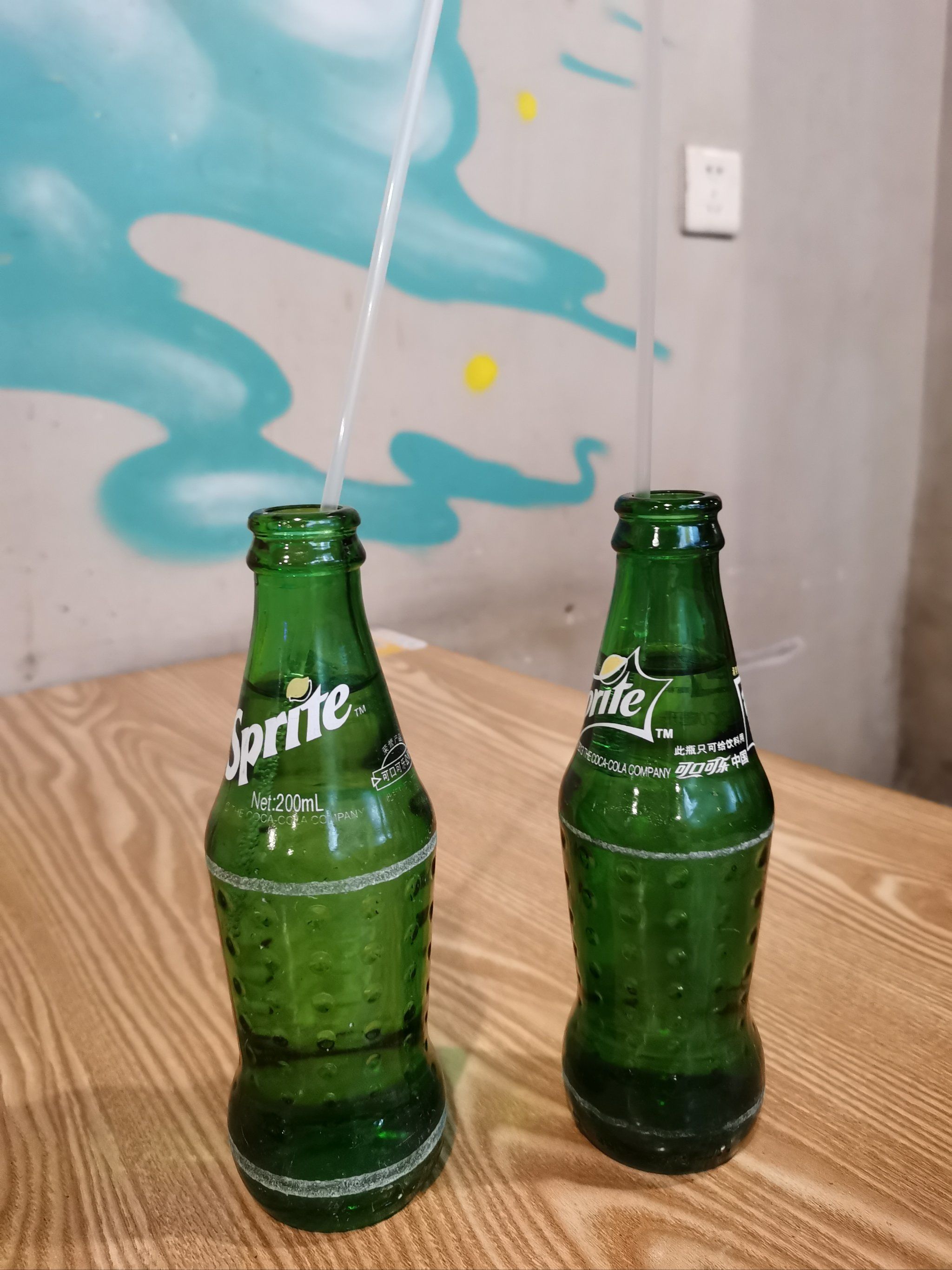 渴了来一瓶雪碧太爽了