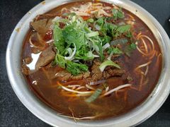 -薛记襄阳香辣牛肉面(平安路店)