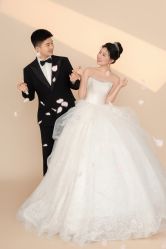 -雅云婚纱摄影工作室旗舰店