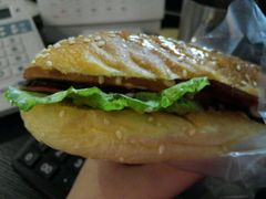 -华荣西饼屋(金禧店)