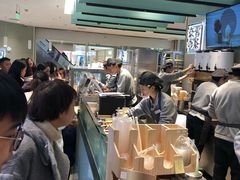 -奈雪的茶(亨特国际广场店)