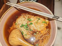 -吴越荣记苏州菜·松鼠桂鱼100%活鱼现做(月光码头店)