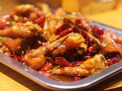 有故事的鸡手-喝丢一只鞋海鲜烧烤·海肠捞饭(市场店)