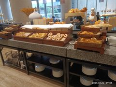 -浦东绿地铂骊酒店-POYA西餐厅(绿地东海岸国际广场店)