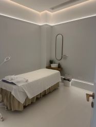 -苑苑vbeauty科技美容SPA