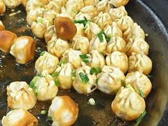 葱煎包-赵宝美煎包店