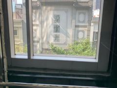 -上海置地广场(南京东路店)