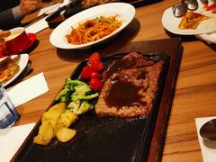 -必胜客(城西银泰店)