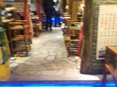 -老牌坊云南鱼豆花火锅(爱建店)