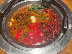 -城墙拐拐火锅(三峡广场黑金冠店)